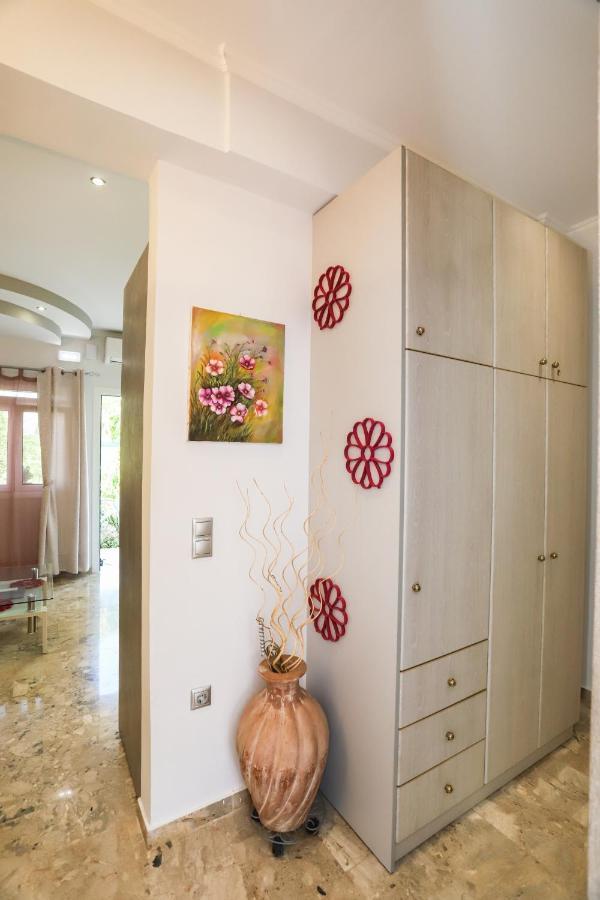 Iris Apartment Near Corfu Town Kontokali Eksteriør billede